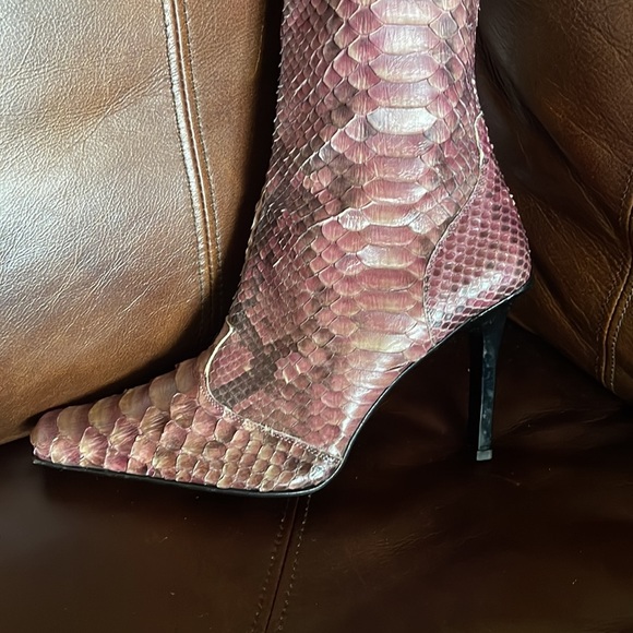 Burgundy/python boots - Picture 6 of 10